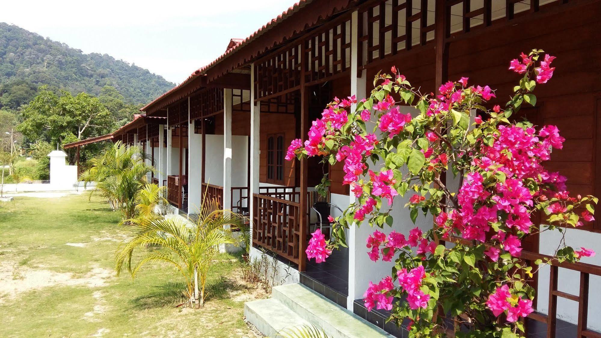 Pangkor Waterfall Beach Resort Kampung Teluk Nipah Eksteriør bilde